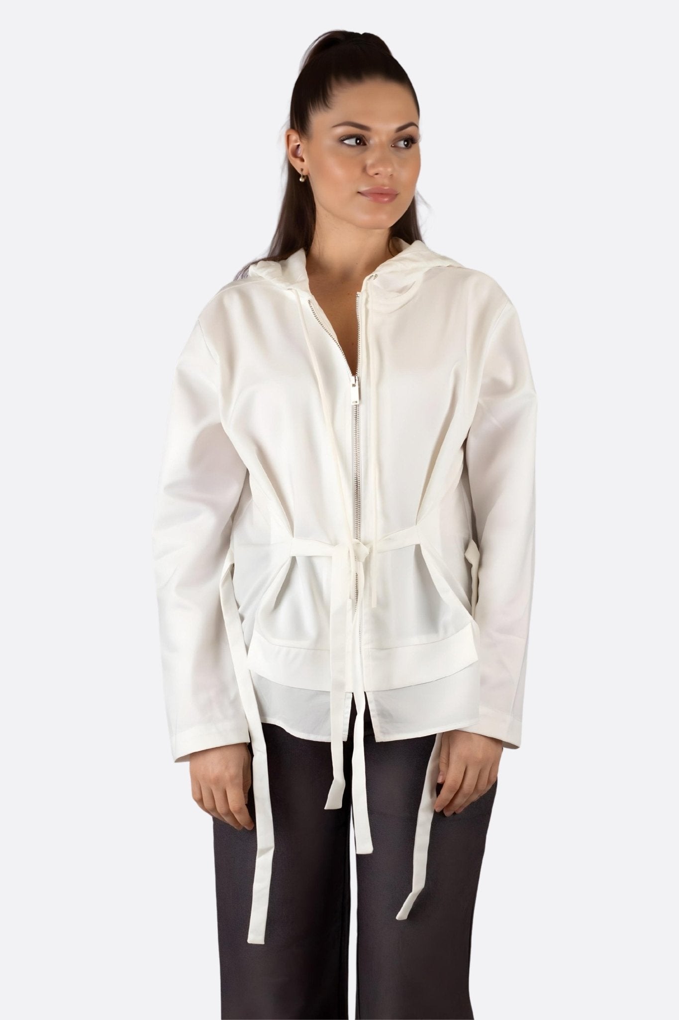 Veste - chemise blanche légère à capuche et liens à nouer - MISCIANO