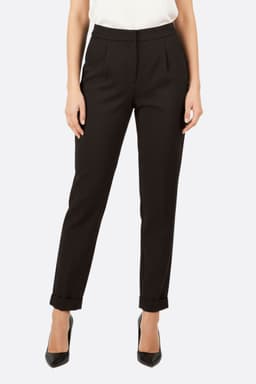 Pantalone sartoriale nero fluido da donna, silhouette elegante ideale per il quotidiano o serate raffinate.
