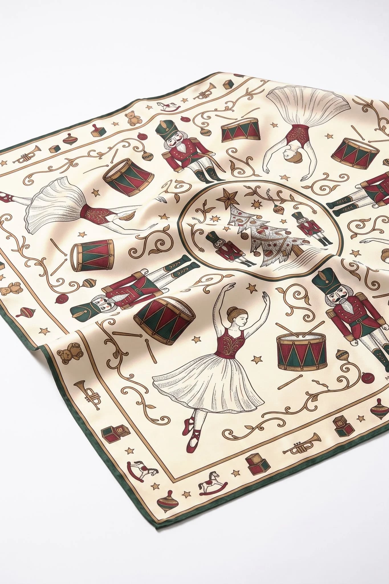 Close-up on the folds of the Casse-noisette silk scarf, silk twill and hand-rolled edge