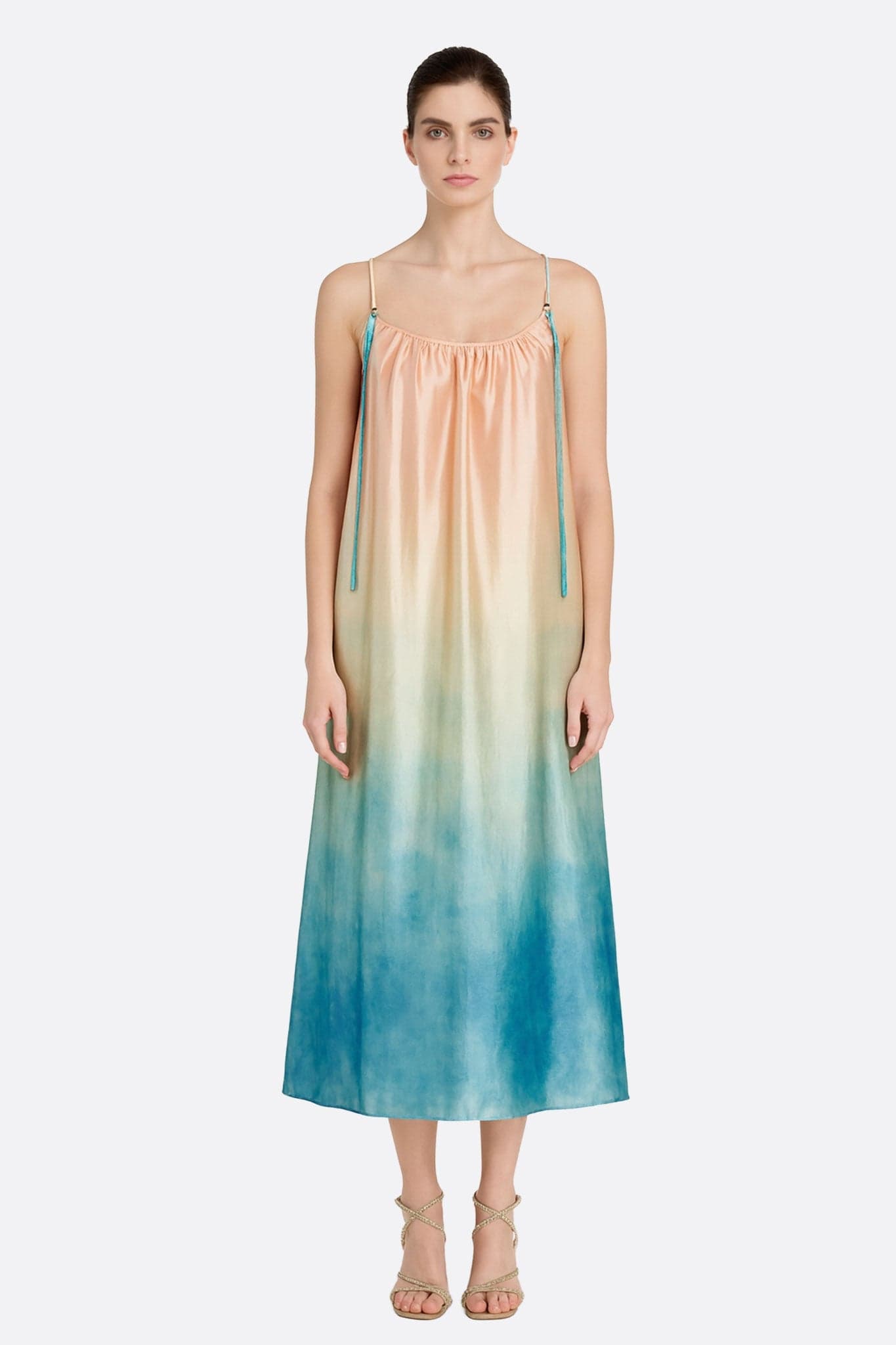 Vestido largo de satén lujoso, degradado rosa y turquesa, ideal para una velada elegante