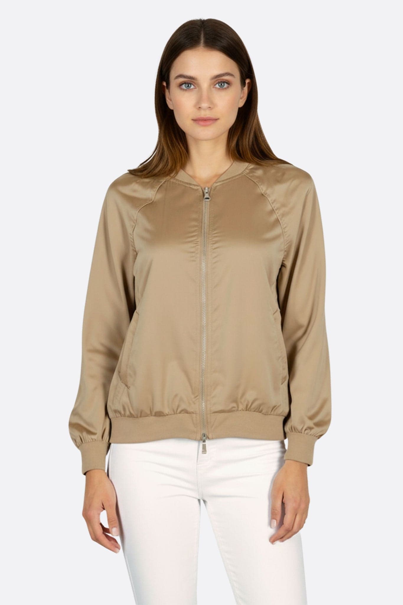 Giacca bomber satinata beige taupe con zip, un must-have elegante per completi chic e look casual da giorno.