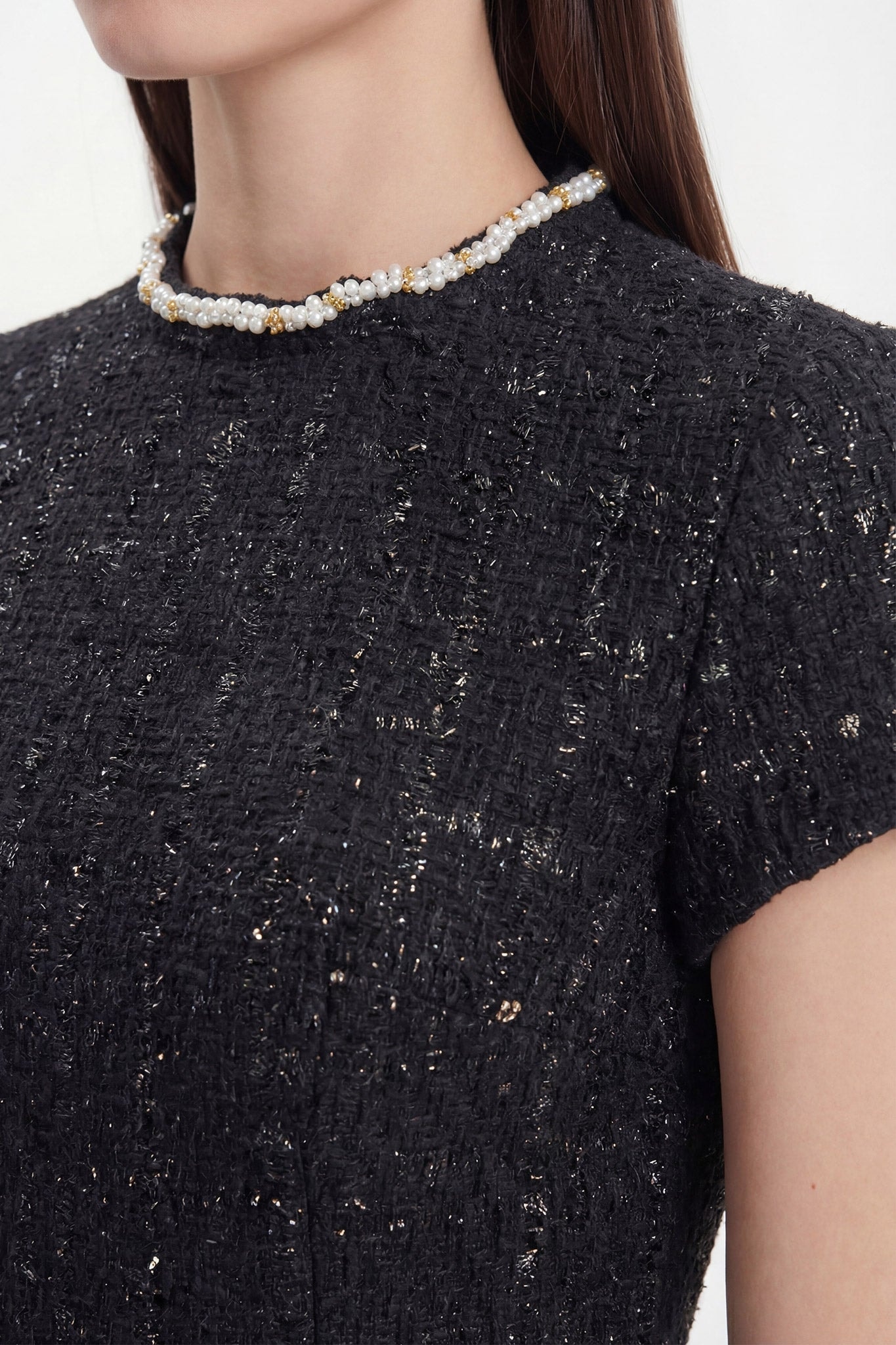 Robe courte en tweed noir à col perlé doré - Misciano