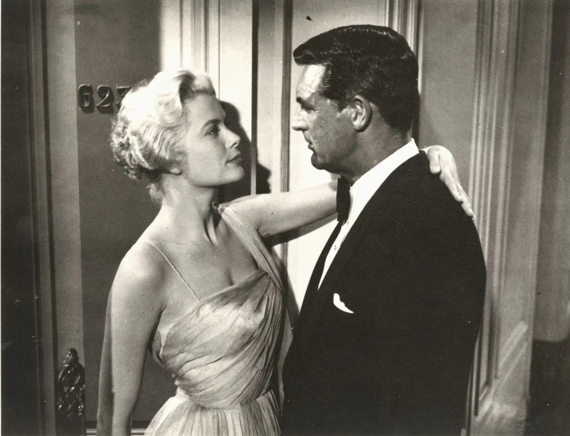 Robe Misciano inspirée par Grace Kelly pour un style intemporel et raffiné