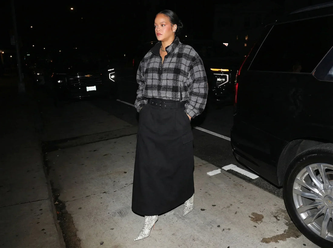 Jupe sport escarpins : L'Équilibre entre élégance et dynamisme façon Rihanna