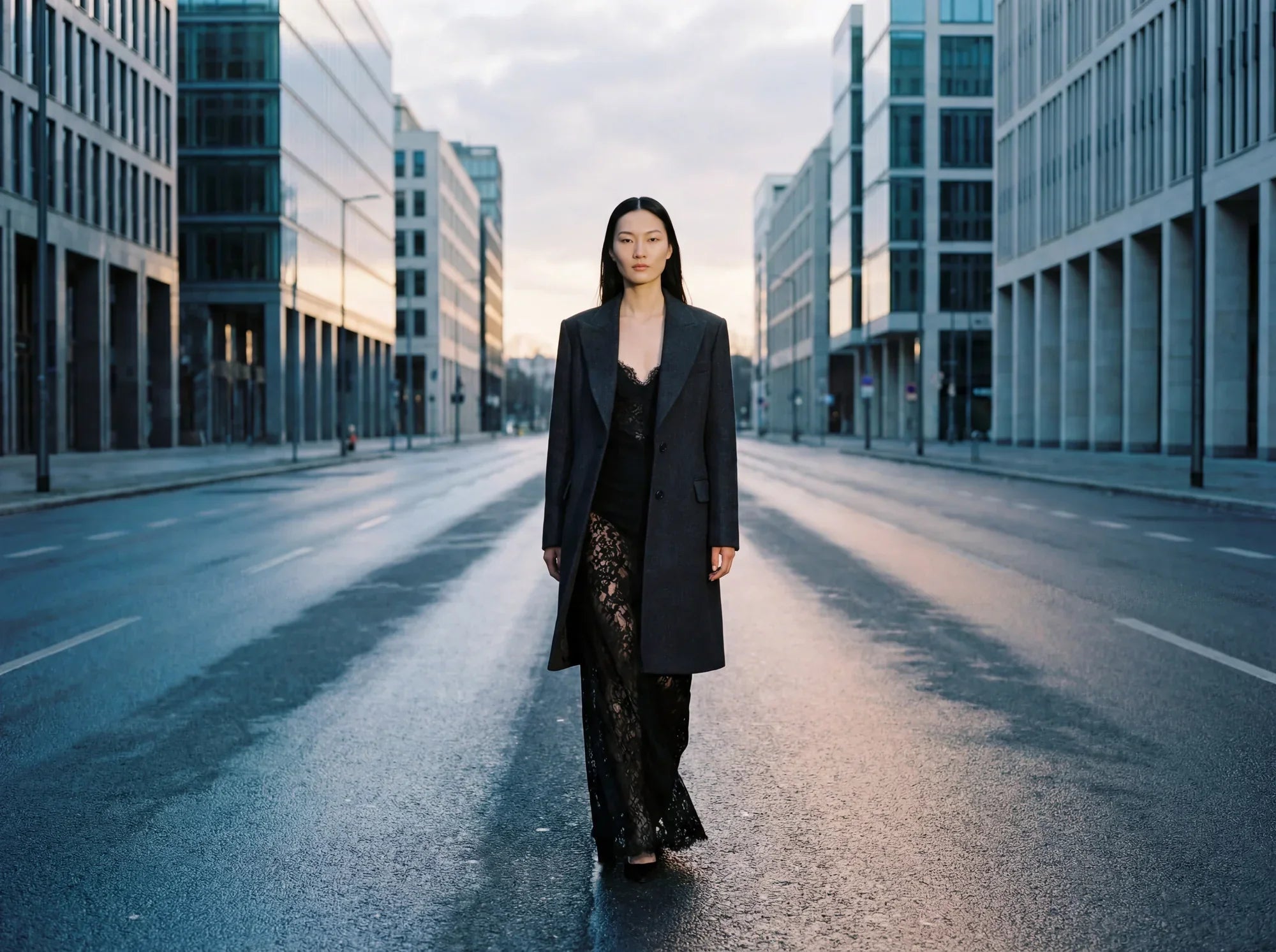 Платья вечерние из кружева: Элегантность и утонченность раскрыты