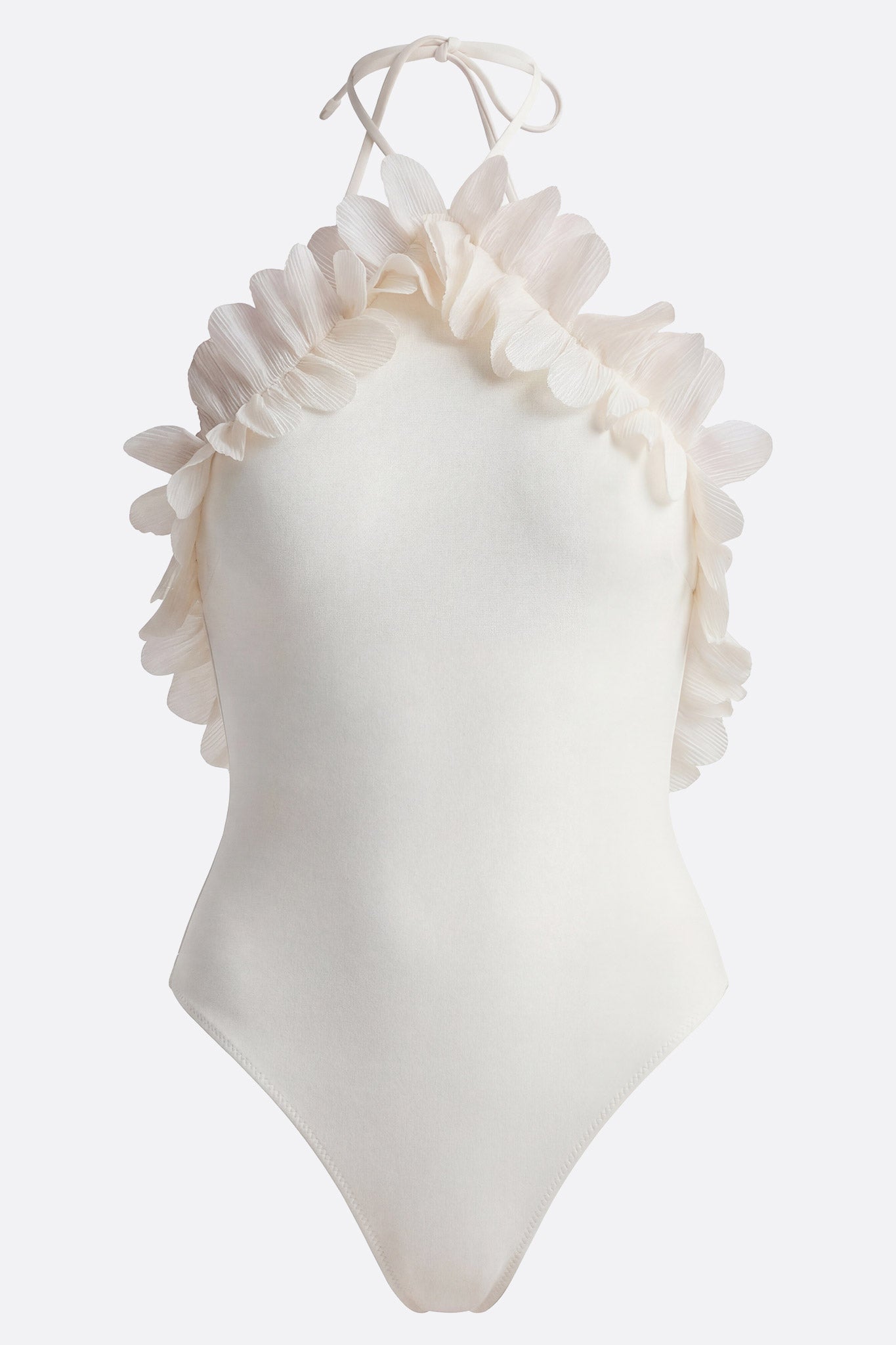 
Détail d'un maillot de bain une pièce en blanc ivoire avec volants en relief, parfait pour des vacances élégantes au bord...




