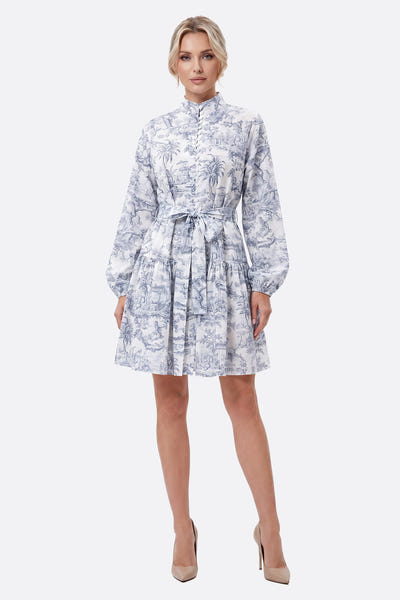 
Kurzes Kleid mit Toile de Jouy Druck und tailliertem Gürtel



