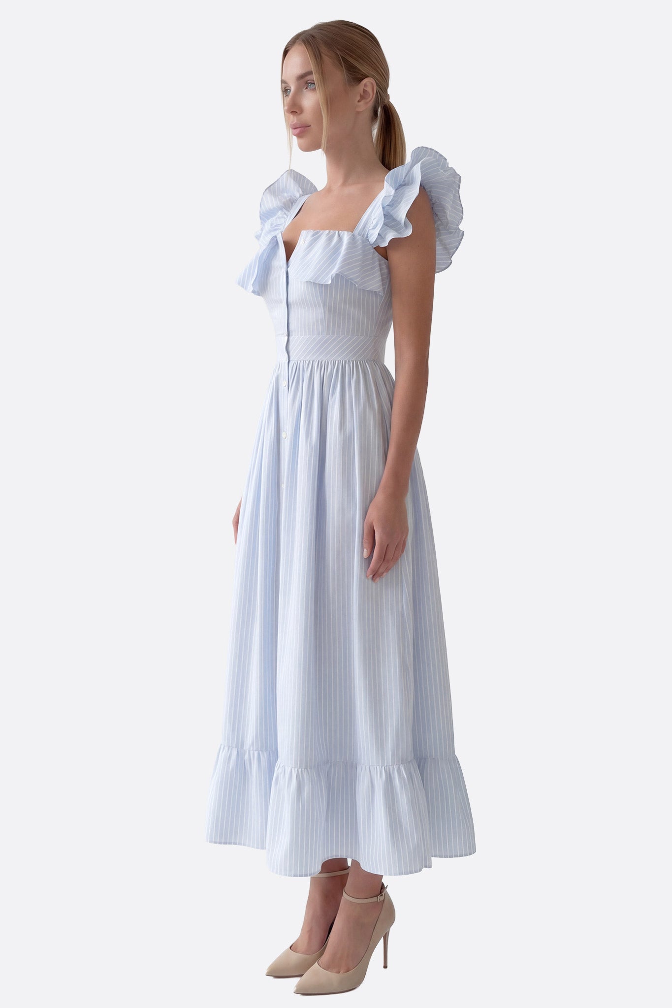 
Robe midi rayée bleue à volants et boutonnage central



