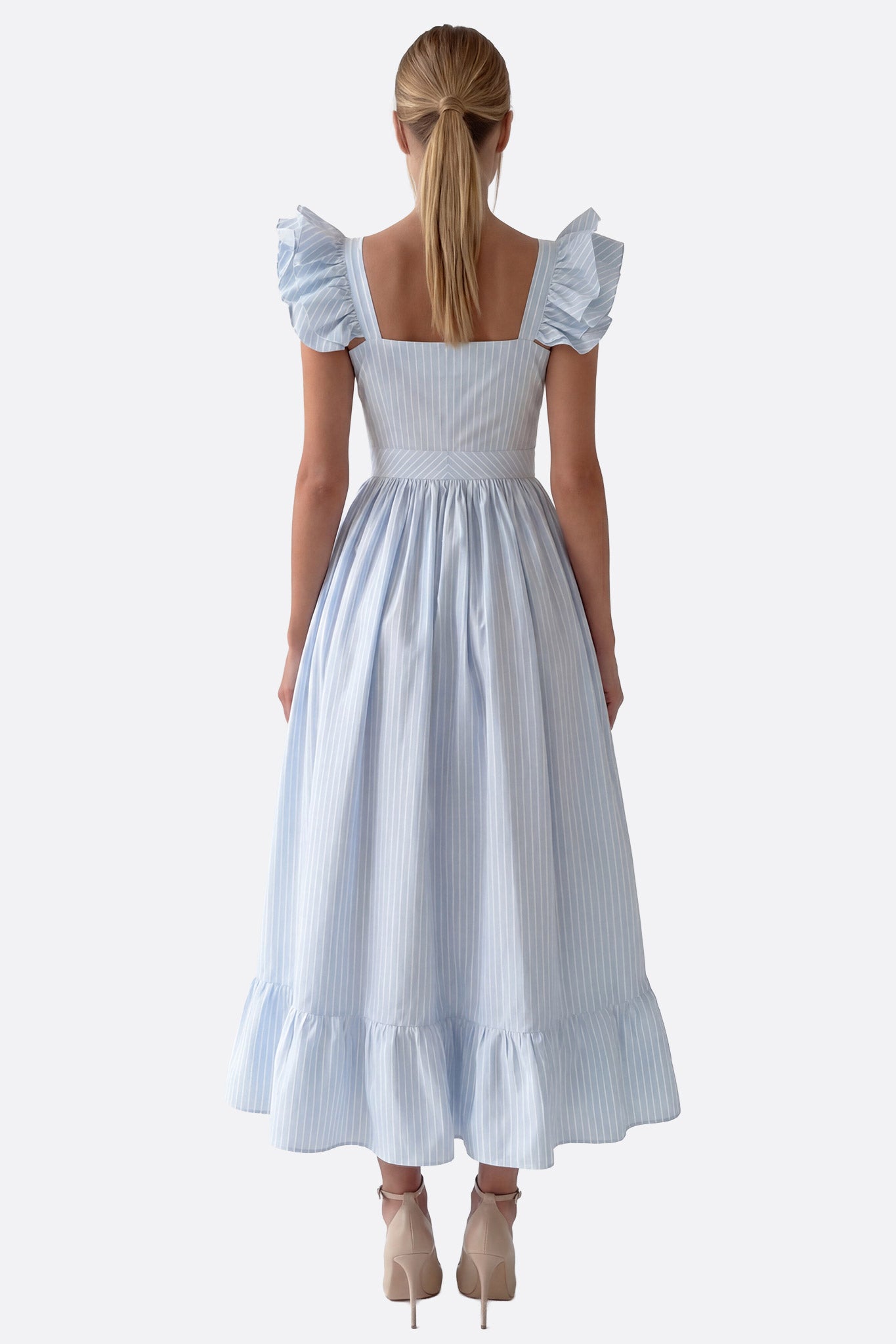Robe midi rayée bleue à volants et boutonnage central