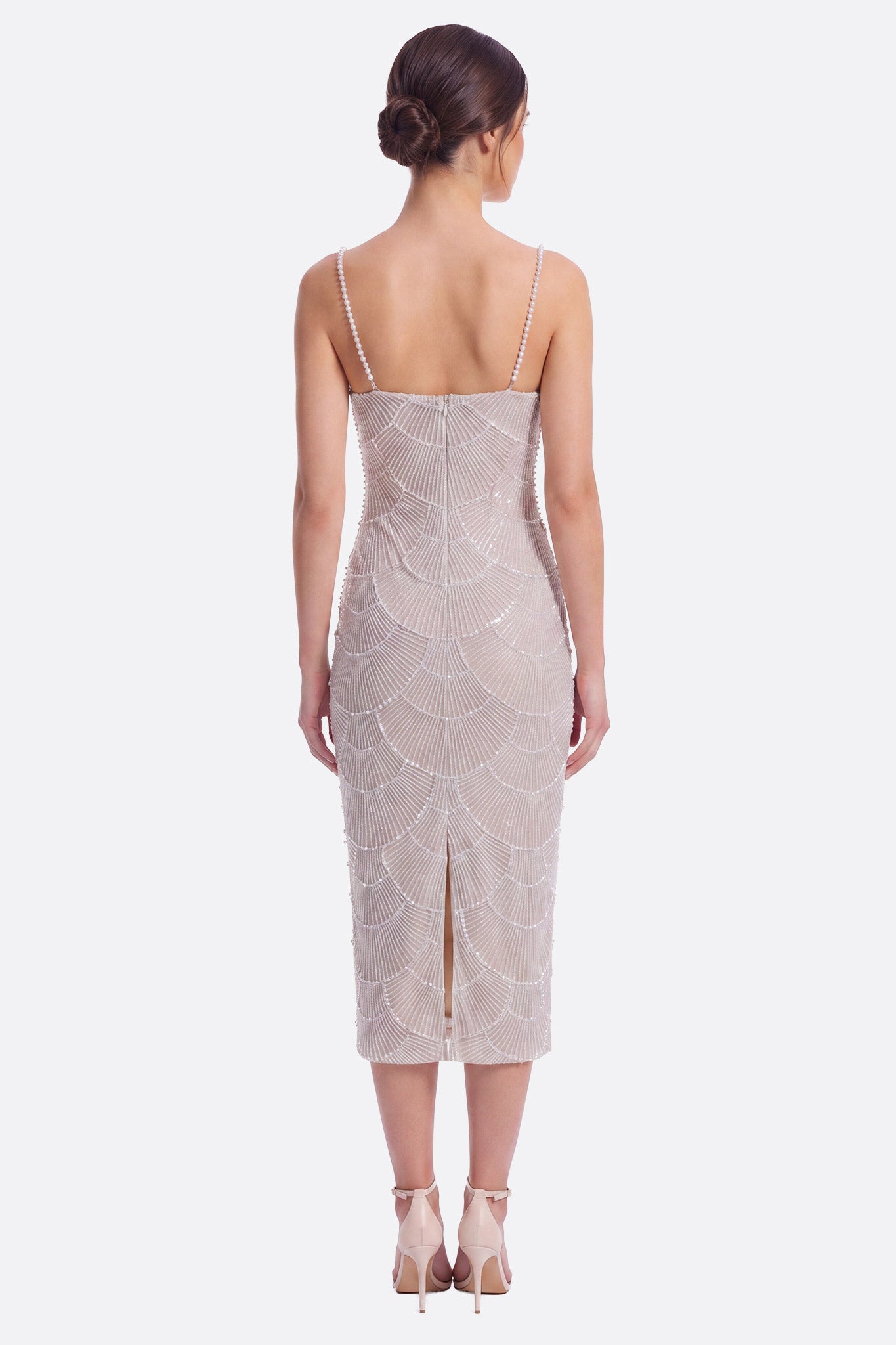 
Midi-Robe mit Perlen und Pailletten in Champagnerfarbe



