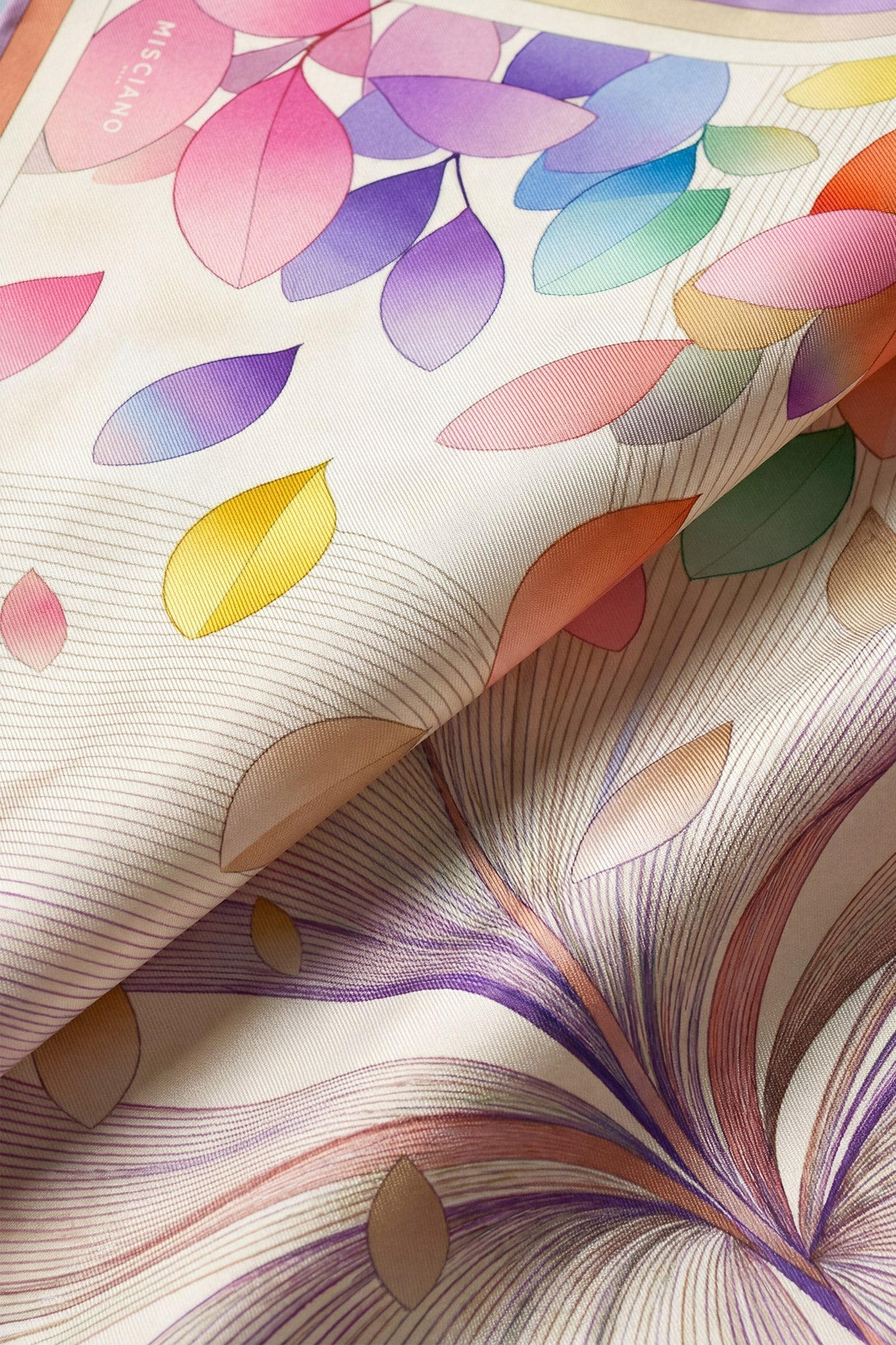 
Détail captivant du carré de soie Éclat Pastel, 90 x 90 cm, révélant des teintes pastel délicates et une finition...



