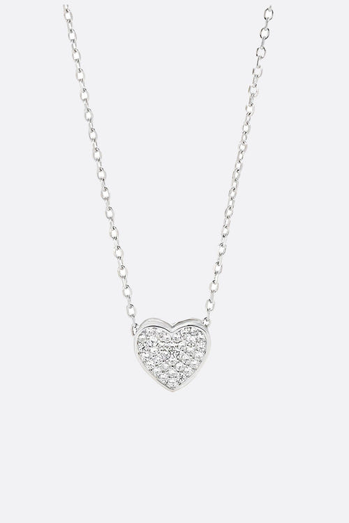 
Collier délicat en argent 925 avec pendentif en forme de cœur scintillant, micropavé de cristaux raffinés.



