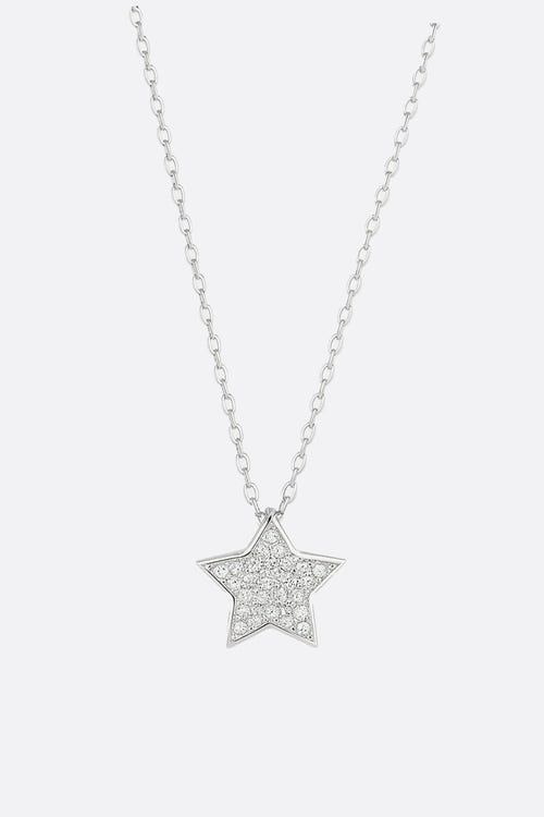 
Collier élégant en argent 925 orné d'un pendentif étoile scintillant en cristaux micropavé, accessoire chic pour soirées.



