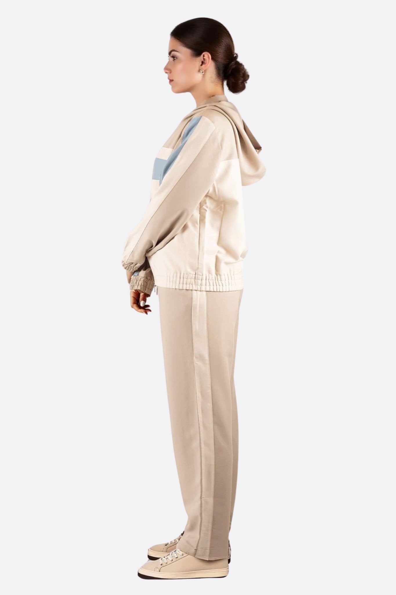 Ensemble de survêtement beige aux détails bleu ciel - MISCIANO