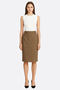 Falda lápiz topo de corte recto y abertura