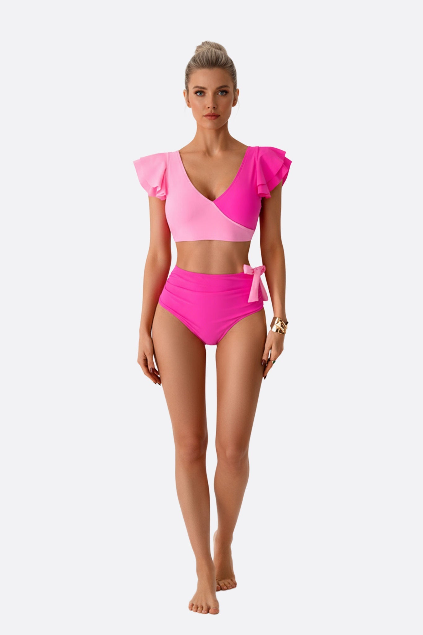 
Maillot de bain deux-pièces bicolore rose à effet cache-cœur, idéal pour des journées ensoleillées à la plage.



