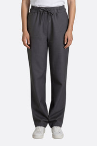 Pantalón gris casual con cintura elástica