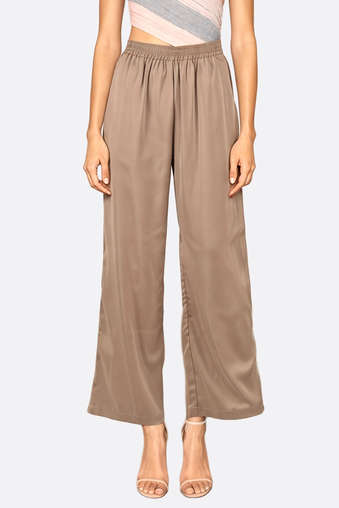 Pantalon gris taupe à coupe droite fluide et tissu satiné léger - MISCIANO