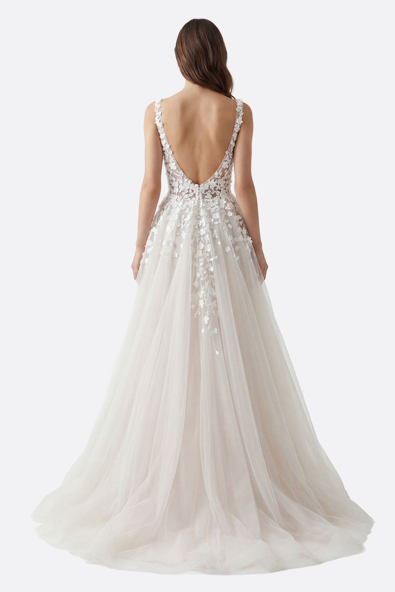 
Robe de mariée princesse en tulle nude et dentelle florale - Misciano



