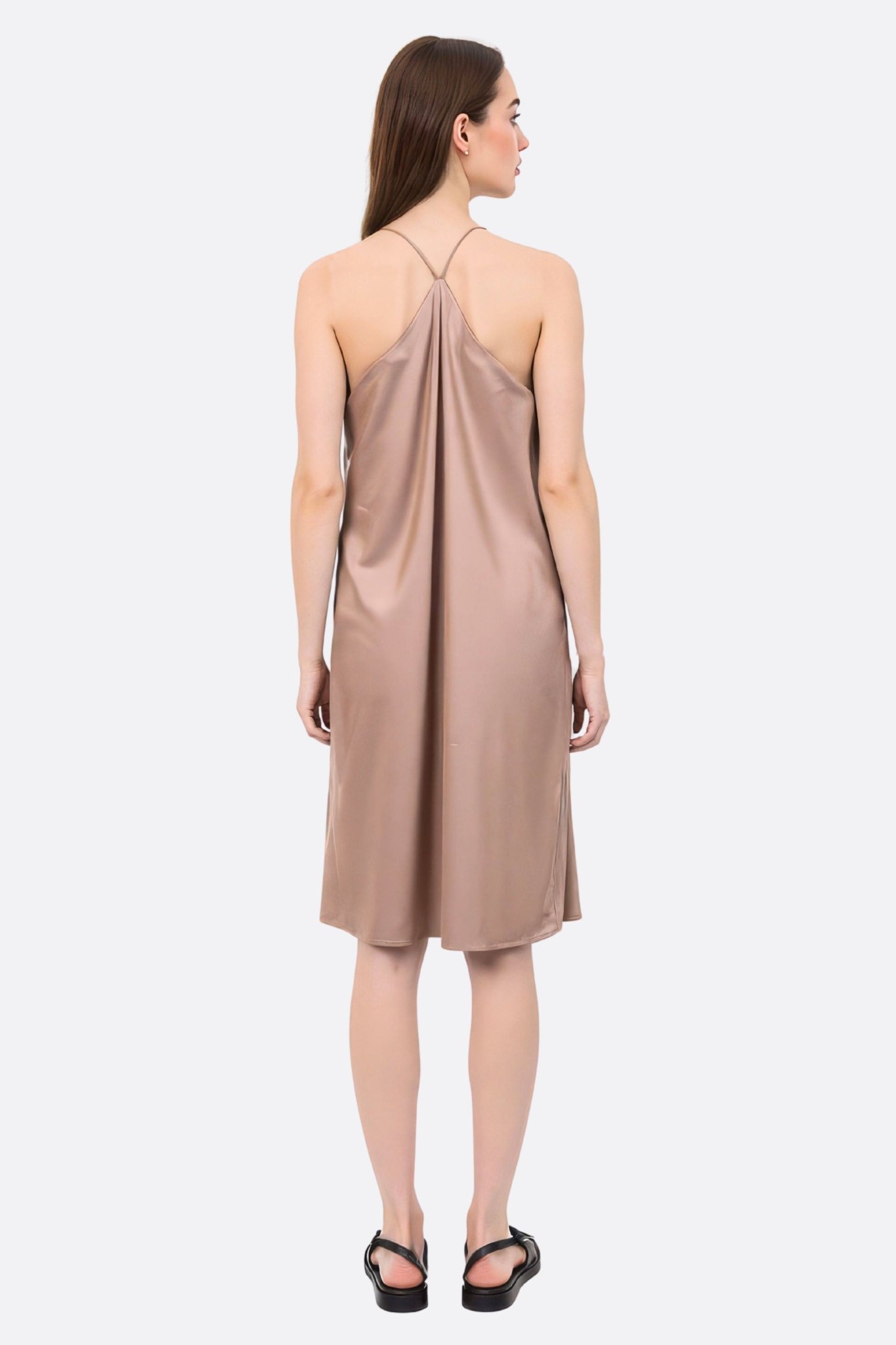 Robe satinée beige à chaînettes de strass argentés - MISCIANO