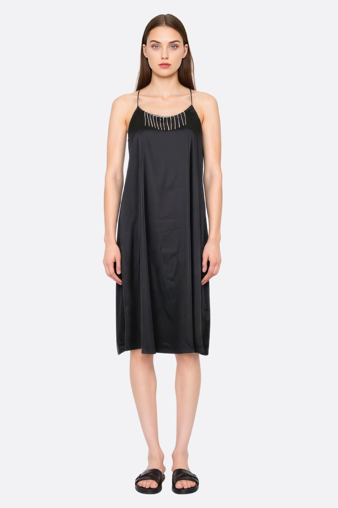 Robe satinée noire à chaînettes de strass argentés - MISCIANO