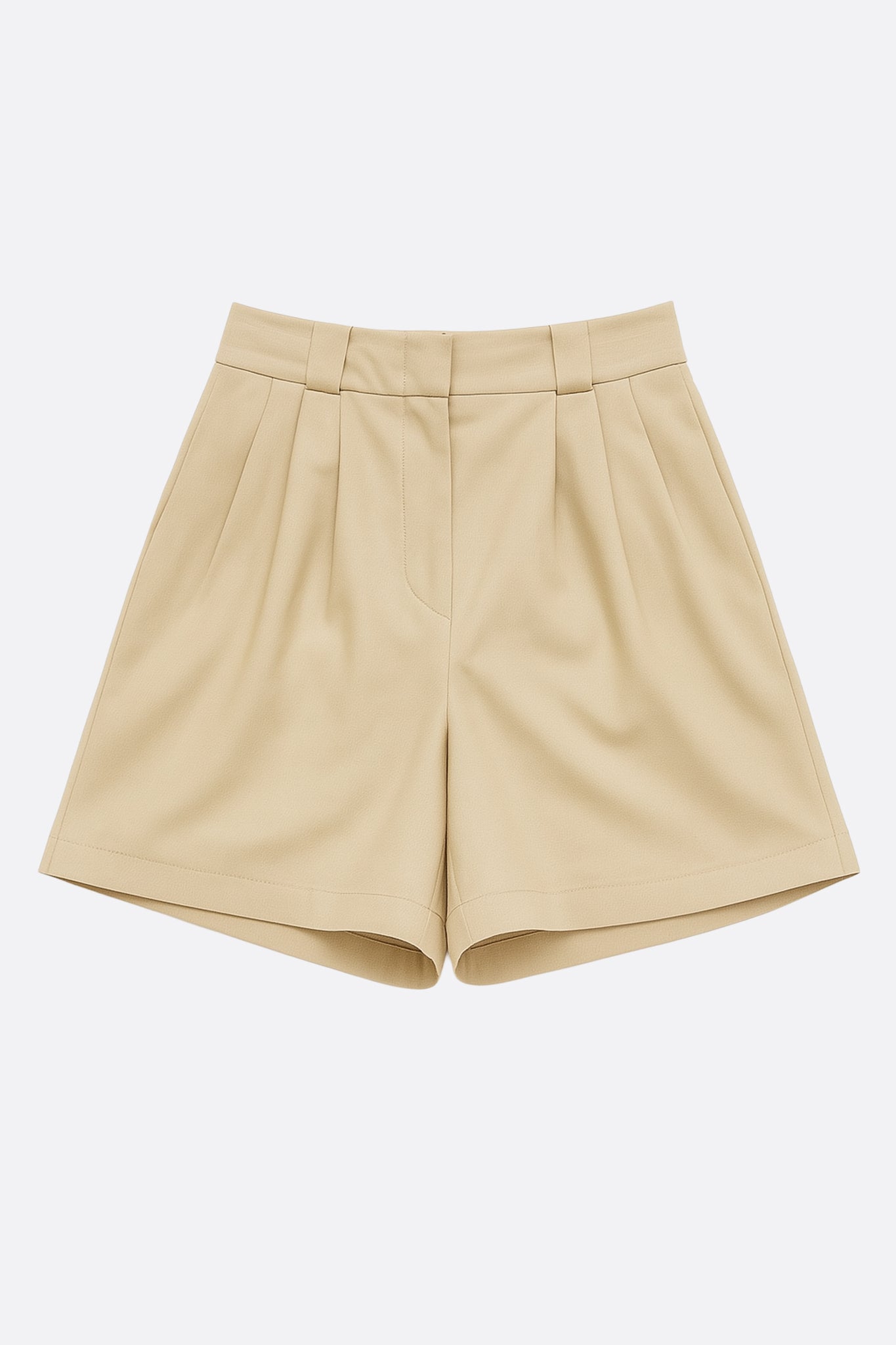 
Short taille haute beige en tencel et lin, parfait pour une allure élégante lors de sorties estivales ou au bureau.



